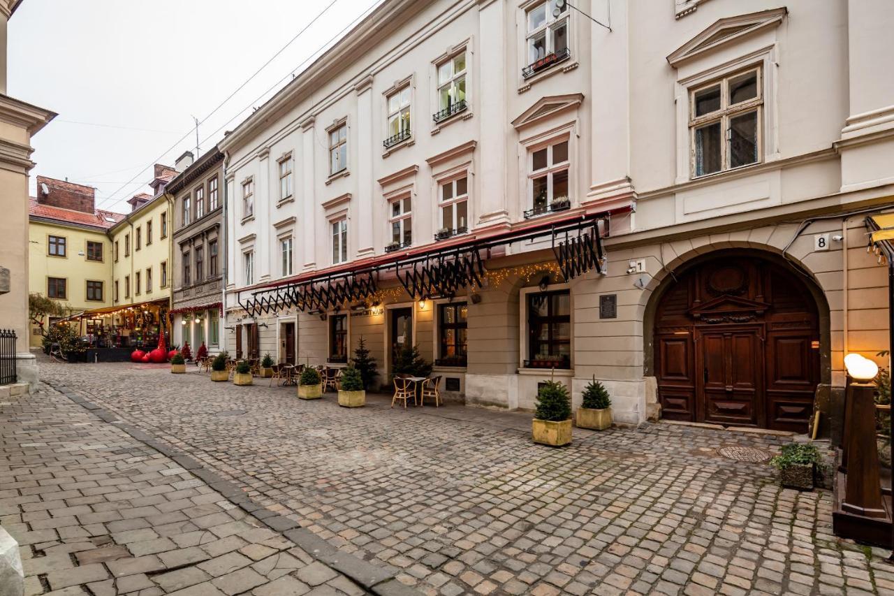 Apartamento Romari Площа Катедральна 8 Leópolis Exterior foto