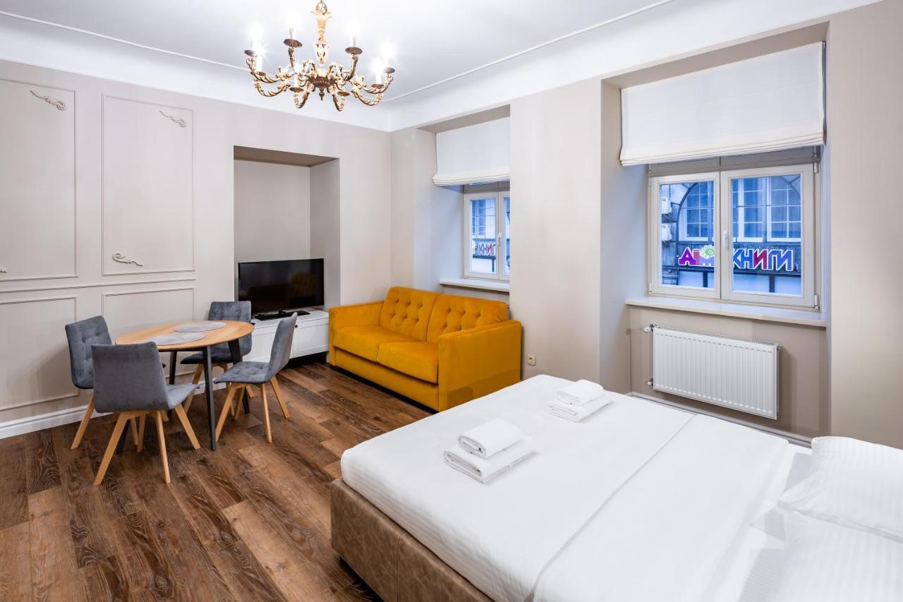 Apartamento Romari Площа Катедральна 8 Leópolis Exterior foto