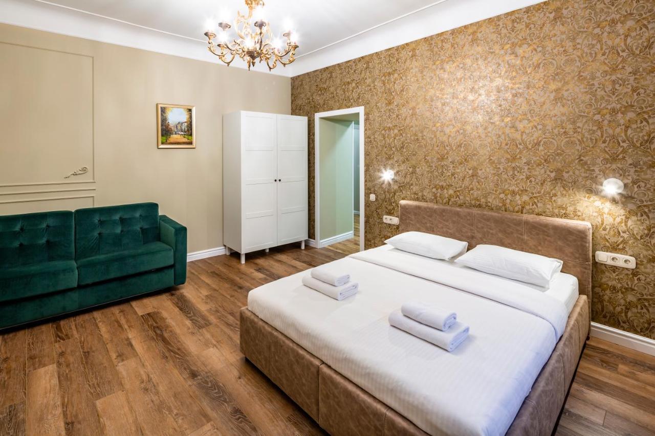 Apartamento Romari Площа Катедральна 8 Leópolis Exterior foto